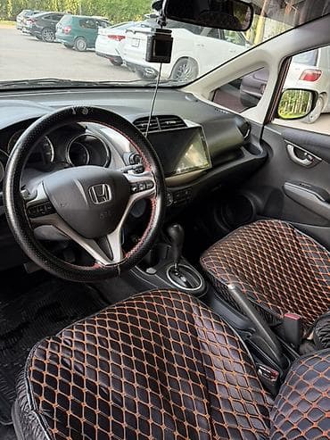 type r: Honda Fit: 2012 г., 1.5 л, Автомат, Бензин, Хэтчбэк — 9