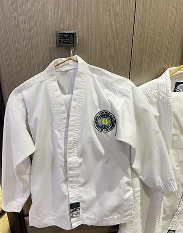 мма шорта: 1) Детское кимоно для единоборств (верх куртки + штаны). Б/у. В — 2