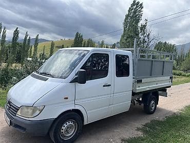 Грузовой бортовой автомобиль Mercedes‑Benz Sprinter (двухрядная