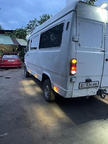 sprinter 4 4: Mercedes-Benz T1: 1991 г., Фургон — 3