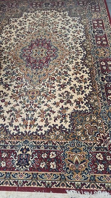 фарфоровый стол: Набор посуды и декора для сервировки стола (разнообразные предметы) — 7