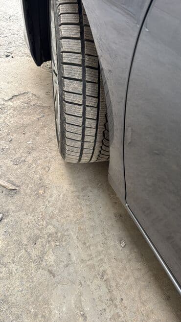 крышка багажник: Lexus ES: 2019 г., 2.5 л, Вариатор, Гибрид, Седан — 20