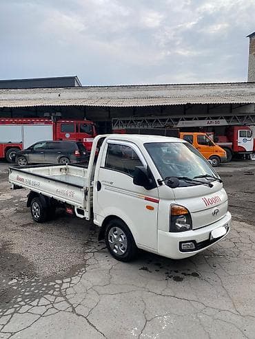 1: Hyundai Porter II бортовой пикап - Тип: малотоннажный грузовик с — 7