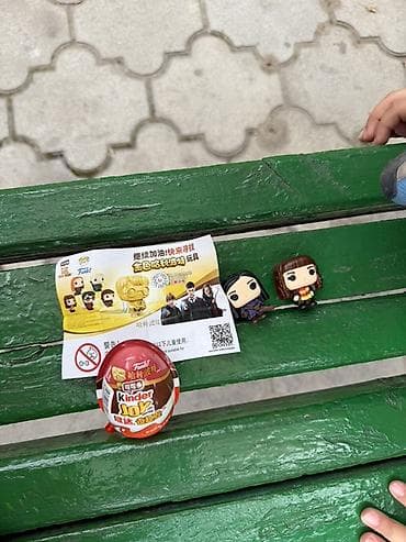 Коллекционный набор Kinder Joy Harry Potter (Гарри Поттер) - каждая at lalafo.kg Коллекционный набор Kinder Joy Harry Potter (Гарри Поттер) - каждая