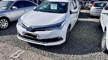 газ собол: Toyota Corolla: 2019 г., 1.8 л, Автомат, Электромобиль, Седан — 4