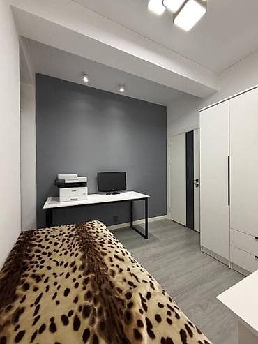 швейные машины в оше: 🏙️ Продаётся: дом (5+ комнат) — 120 м² (участок 5 соток) 📍 Локация: с — 8