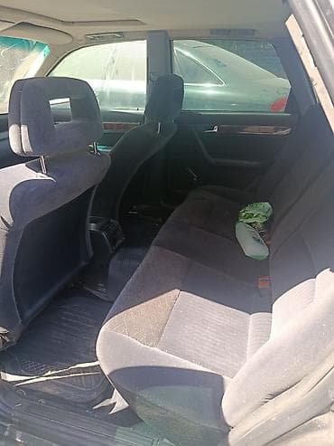 vaz 2114: Audi A6: 1993 г., 2.6 л, Механика, Бензин, Седан — 9