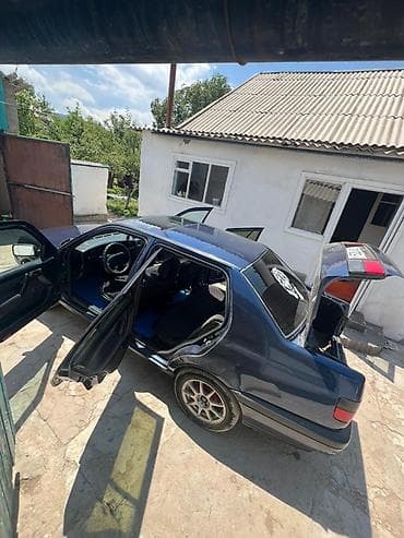 Volkswagen Vento: 1997 г., 1.8 л, Механика, Бензин, Седан — 1