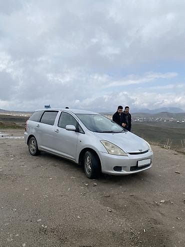 colf 3: Toyota WISH: 2003 г., 1.8 л, Автомат, Бензин, Минивэн — 3