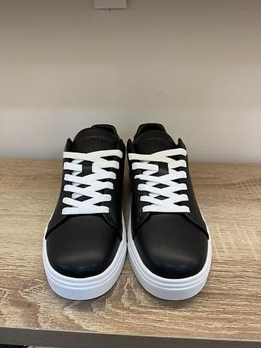 Жеке буюмдар: Эркектердин кроссовкасы, 42, 41, 44, Tommy Hilfiger, Жаңы, түсү - Кара, Өзү алып кетүү — 2