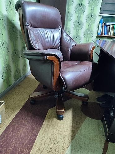 Офисные кресла: Офисное кресло, Б/у, С колесиками, цвет - Коричневый, Самовывоз, Бесплатная доставка, Платная доставка — 2