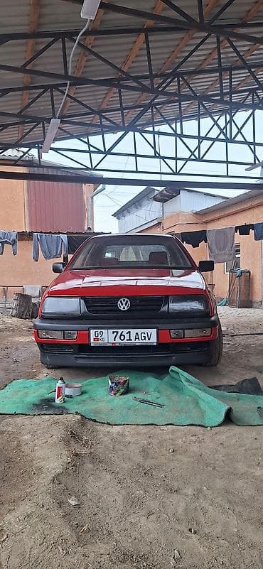 uni v: Volkswagen Vento: 1993 г., 1.8 л, Механика, Бензин, Седан — 2