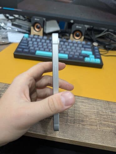 mi 8 чехол: IPhone 16e, Новый, 128 ГБ, Белый, 100 % — 8