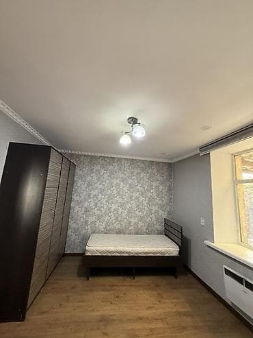 Продажа домов: Продаю полдома. Район Пишпек (Авиационная училища). Участок 1,33 — 1