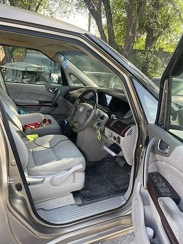 r15 fit: Honda Elysion: 2005 г., 3 л, Автомат, Газ, Минивэн — 5