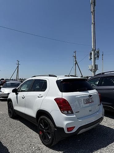 2 8: Chevrolet Trax: 2020 г., 1.4 л, Автомат, Бензин, Кроссовер — 4