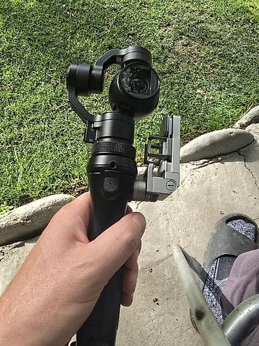 DJI камера DJI Osmo (серия X3) - 3-осевой моторизованный стабилизатор