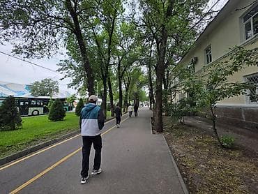 оборудование бизнес: Магазин, В жилом доме, 50 м² Не действующий, Без оборудования, С ремонтом, Вода, Канализация, Отопление, Отдельный вход, 1 линия, Комната для персонала — 9