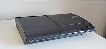 Игровая консоль Sony PlayStation 3 (Super Slim). - Корпус: компактная — 1