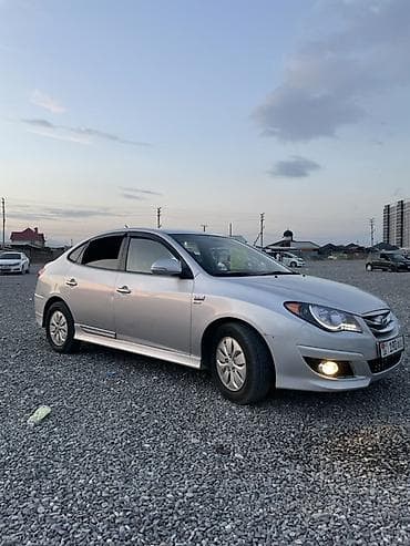 Hyundai Avante: 2012 г., 1.6 л, Газ, Седан — 2