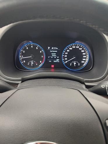 Продажа авто: Hyundai Kona: 2018 г., 1.6 л, Робот, Бензин, Кроссовер — 3