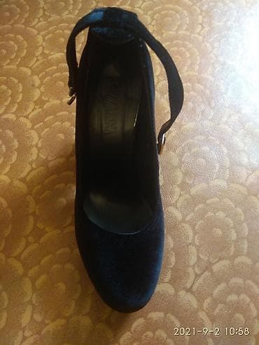 Үлпөт көйнөктөрү жана аксессуарлар: Шикарные Туфли бархатные вечерние надевала только один раз,почти — 2