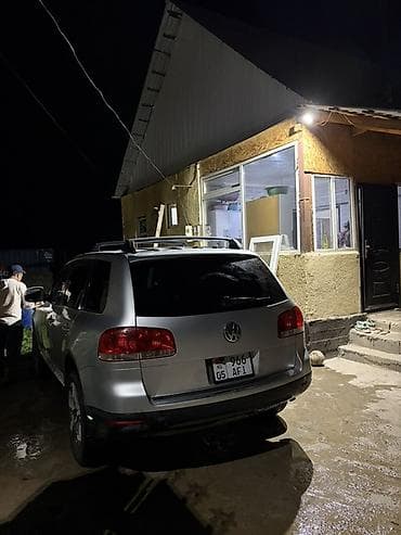 багаж степ: Volkswagen Touareg: 2004 г., 3.2 л, Автомат, Бензин, Кроссовер — 9