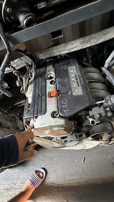 Транспорт: Двигатель Honda i-VTEC DOHC - Тип: бензиновый рядный 4-цилиндровый — 1