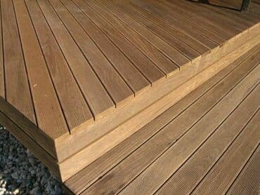 ХДФ: Террасная доска из древесины (рифлёная) Описание: - Натуральная доска — 3