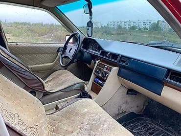 Mercedes-Benz W124: 1986 г., 2 л, Ручные, Бензин, Седан — 6