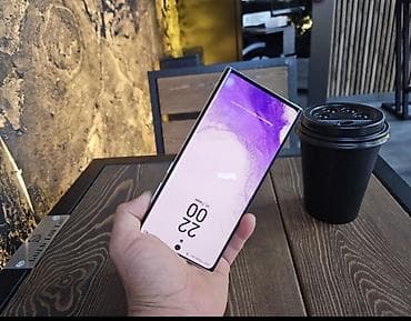 mi tab: Samsung Galaxy S22 Ultra, белый цвет (Phantom White) - Большой — 3