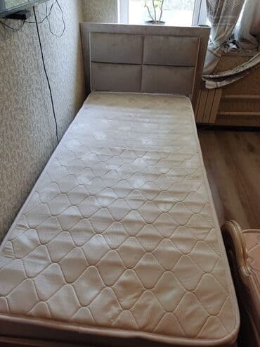 продаю спальный гарнитур бу: Продаем Кровать. В идеальном состоянии. Абсолютно без царапин. Сыну — 1