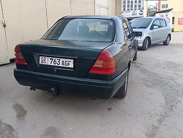 lexus es 2020: Mercedes-Benz C-Class: 1994 г., 2 л, Механика, Бензин, Седан — 2