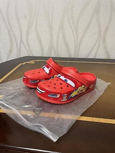 куплю одежды: Детские сабо Crocs x Disney Cars “Lightning McQueen” - Цвет: красный — 1