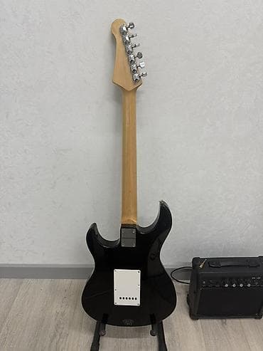 midi yamaha: Электрогитара Yamaha Pacifica + комбоусилитель GA-20 - Гитара: Yamaha — 4