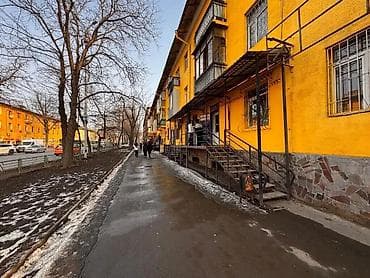 Ошский рынок Сдаетсяя помещение Площадь: 15м2 Первый этаж Первая at lalafo.kg Ошский рынок Сдаетсяя помещение Площадь: 15м2 Первый этаж Первая