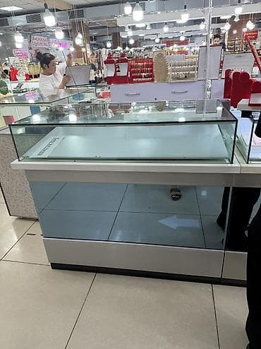 выставка: Срочно Продаю витрины 
Без места 
Цена за одну витрину
Количество 2шт — 2