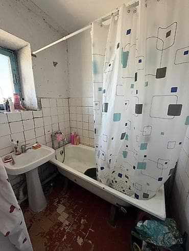 аренда студии красоты: 2 комнаты, 58 м², 4 этаж, Старый ремонт — 7