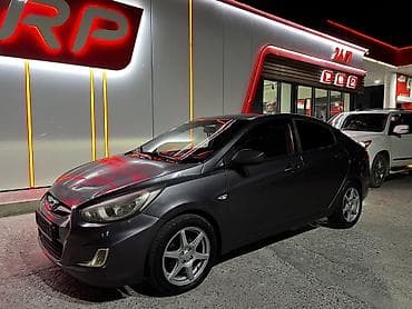 водный аттракцион: Hyundai Solaris: 2011 г., 1.6 л, Автомат, Бензин, Седан — 5