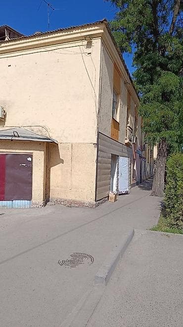 бутик в гуме: Продаю комнату 17 м2, 1 этаж, под бизнес. Проспект Чуй в районе Ош — 5