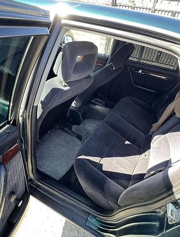 авто заратка: Audi S4: 1995 г., 2.6 л, Кол менен иштөөчү, Бензин, Седан — 4