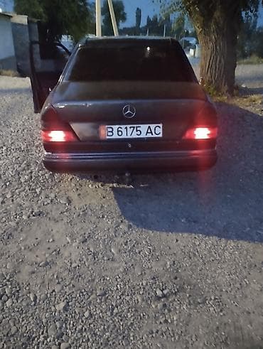 e30 е30: Mercedes-Benz W124: 1998 г., 2 л, Механика, Бензин, Седан — 10