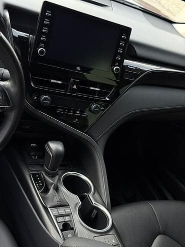 camry 5: Toyota Camry: 2021 г., 2.5 л, Автомат, Гибрид, Седан — 7