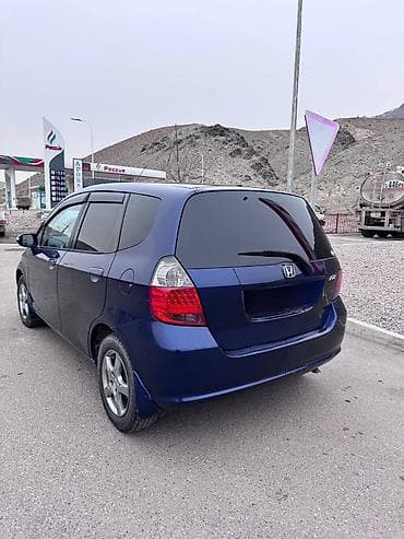 Унаа: Honda Fit: 2003 г., 1.5 л, Вариатор, Бензин, Хетчбек — 3