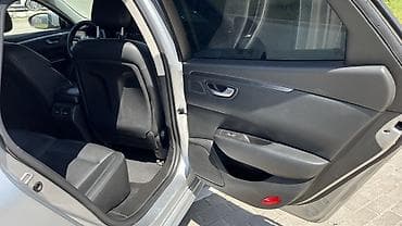 авто рено: Renault SM6: 2018 г., 2 л, Вариатор, Газ, Седан — 9