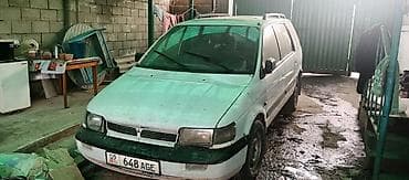 Транспорт: Mitsubishi Space Wagon: 1993 г., Универсал — 2