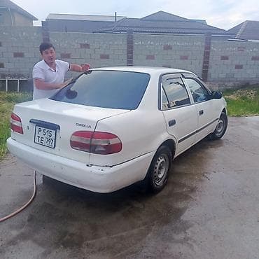ff akk: Toyota Corolla: 2000 г., 1.3 л, Автомат, Бензин, Седан — 3