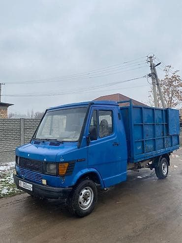 мос: Легкий грузовик, Mercedes-Benz, Стандарт — 2