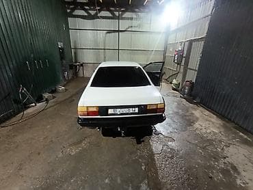 аиди с4: Audi 100: 1988 г., 2.3 л, Механика, Бензин, Седан — 3