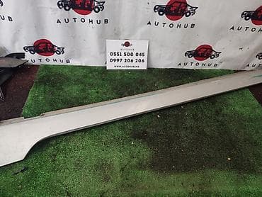 lada 10: Наружные накладки порогов Hyundai, 2014 г., Б/у, Оригинал — 1